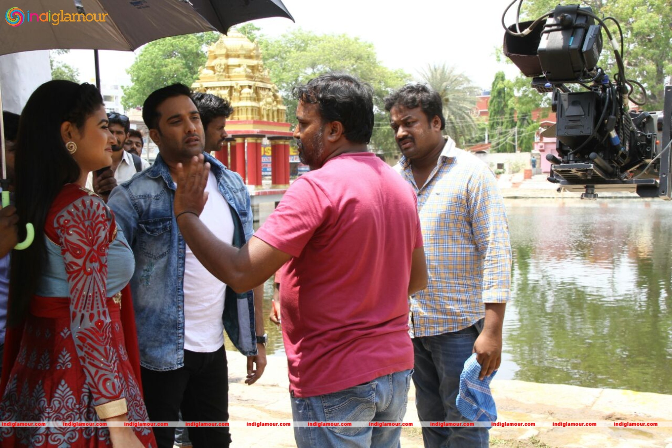 Idi Naa Love Story Movie Working Photos Movie hd photo