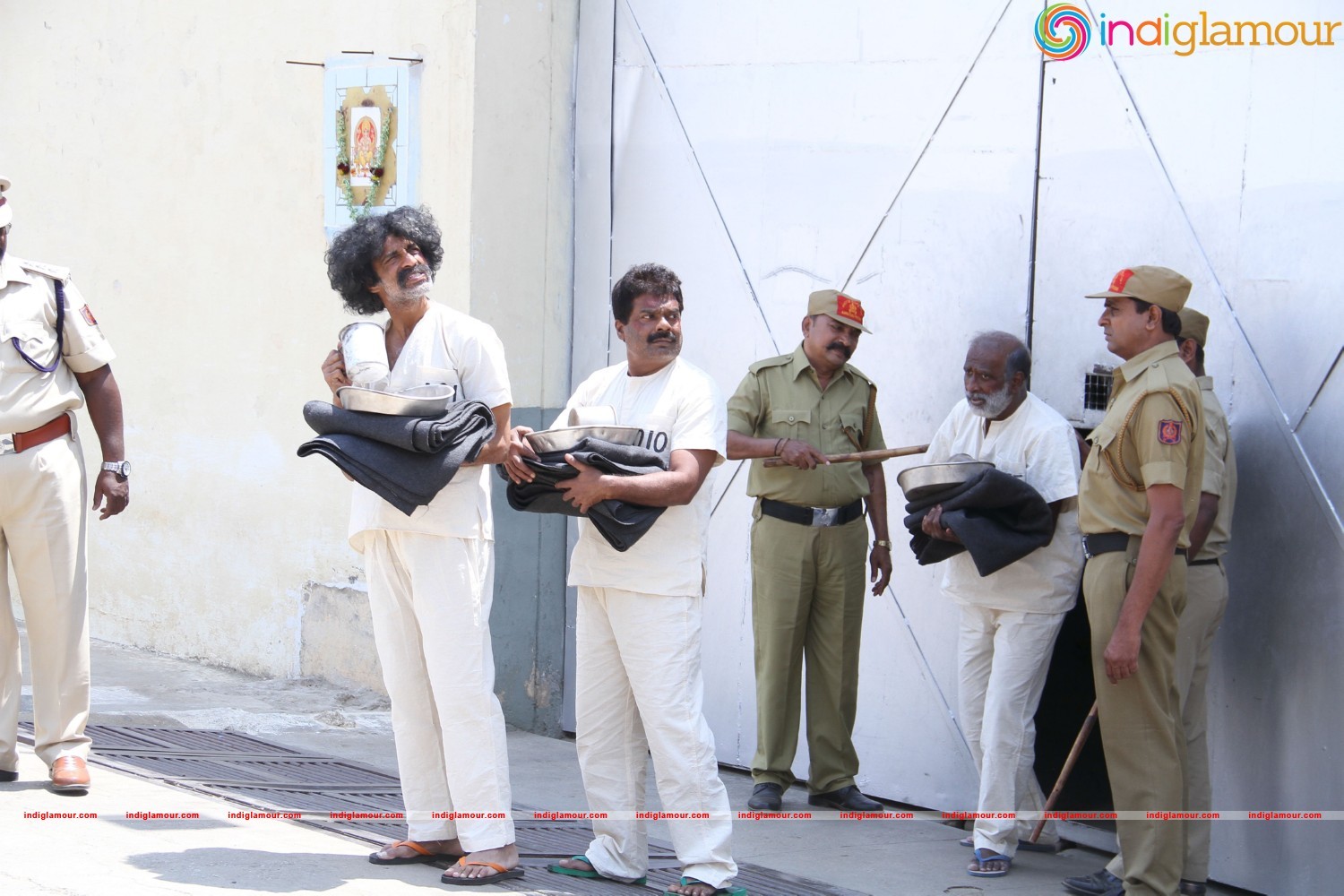 Dandupalya 2 Stills Movie hd photo