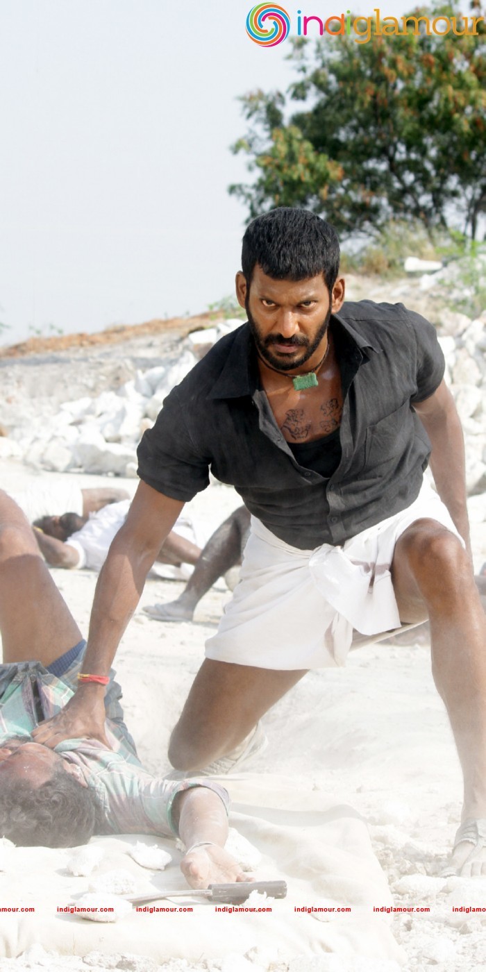 Rayudu Movie Stills Working Stills Movie hd photo