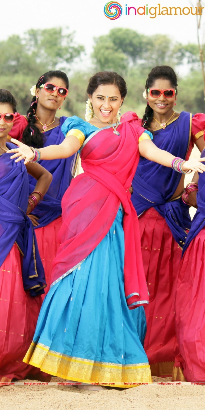 Rayudu Movie Stills Working Stills Movie hd photo