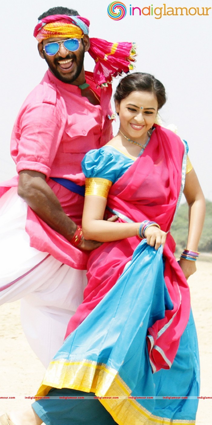 Rayudu Movie Stills Working Stills Movie hd photo