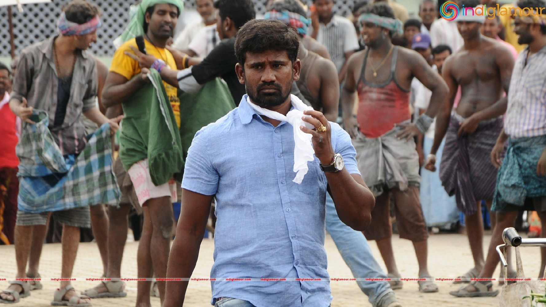 Rayudu Movie Stills Working Stills Movie hd photo